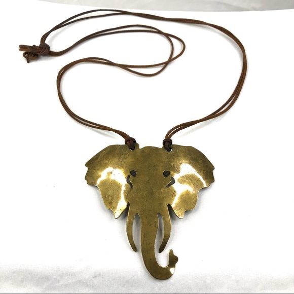 Artisan Hand Crafted Elephant on Leather Necklace. - Picture 14 of 15